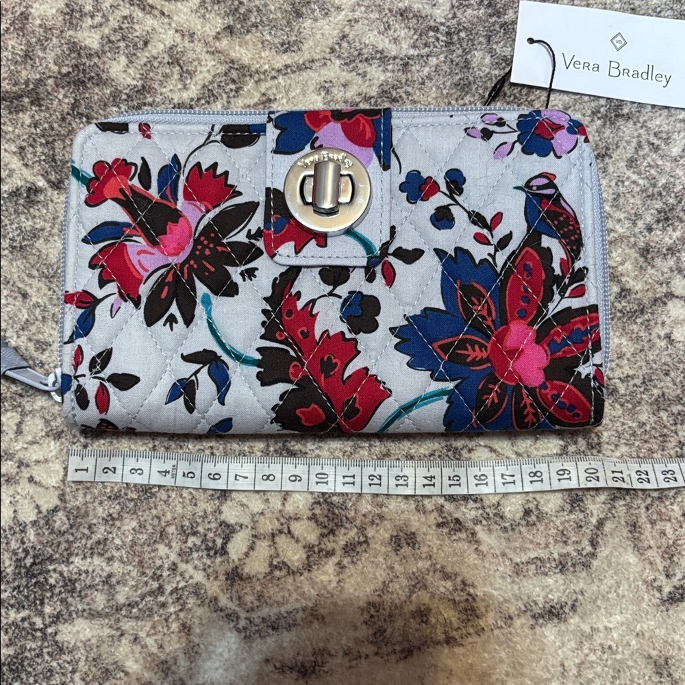 NWT Vera Bradley Wallet - Picture 9 of 10